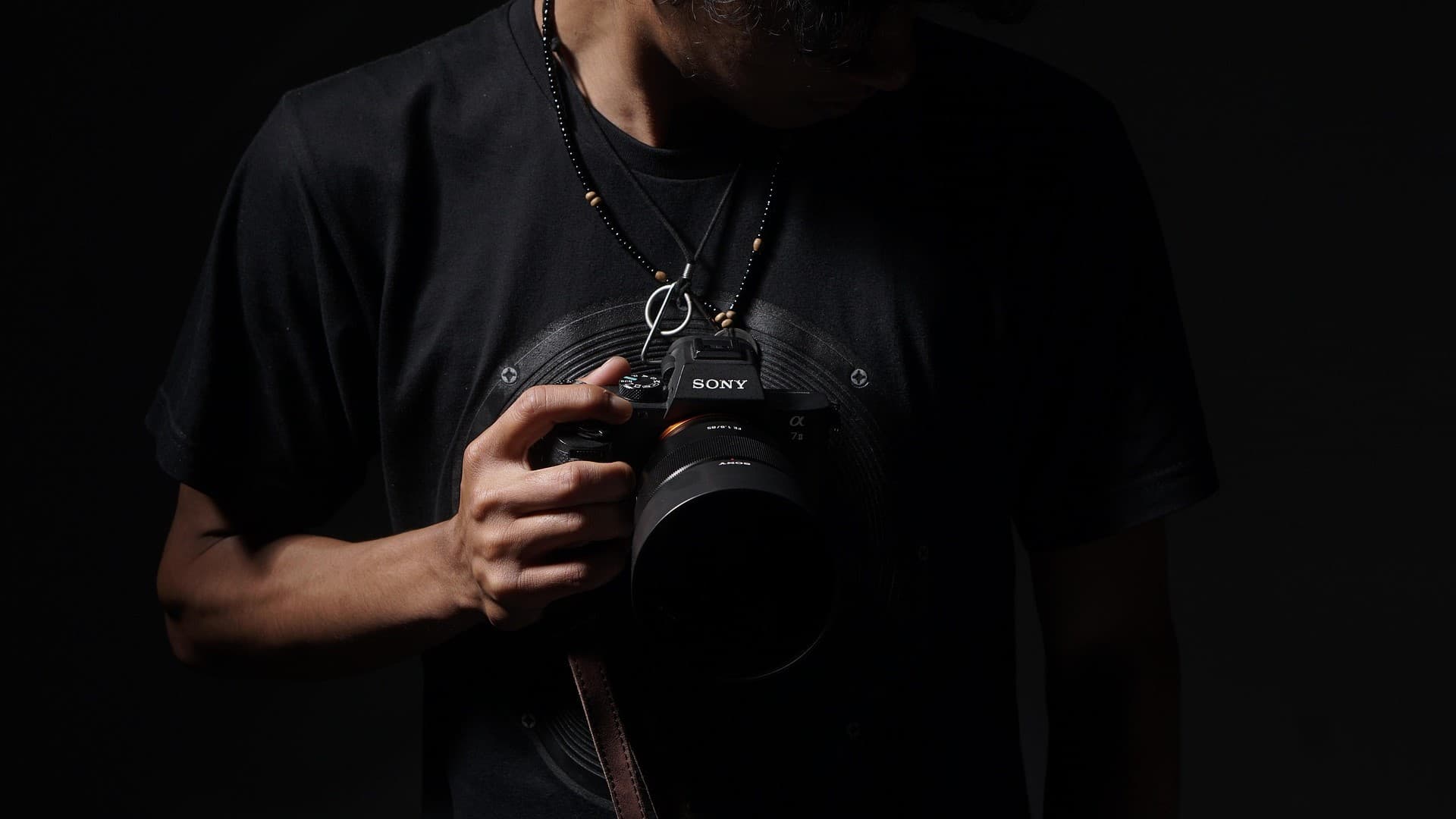 Is there a photo sharing app for amateur photographers?